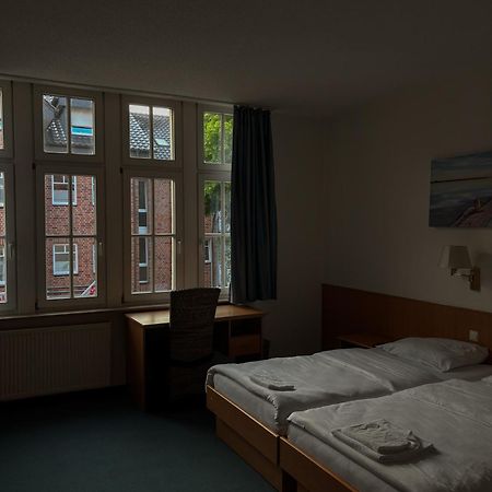 Stadthotel Kolpinghaus - Vier Ecken Werne Buitenkant foto