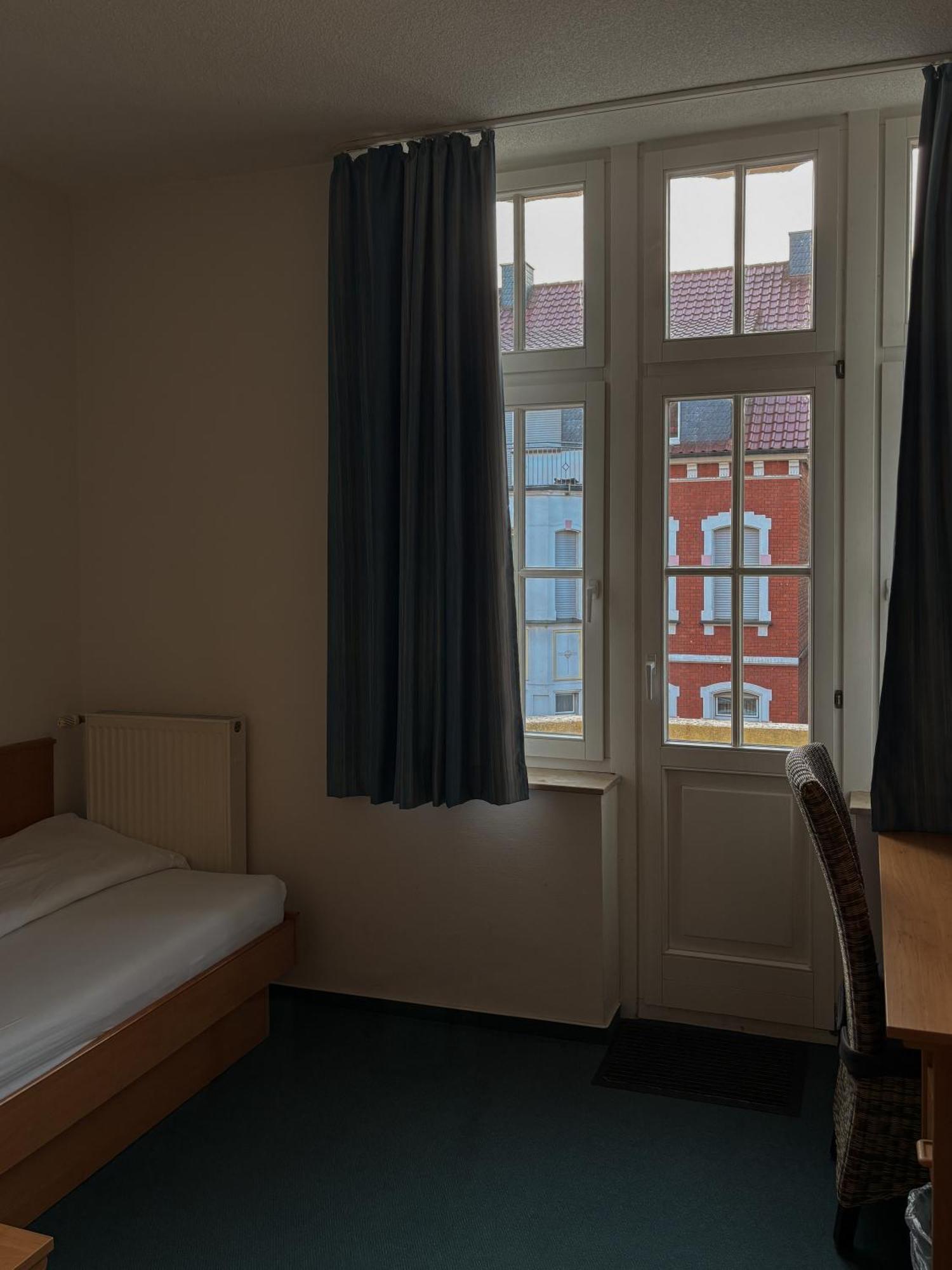 Stadthotel Kolpinghaus - Vier Ecken Werne Buitenkant foto